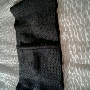 Waist cincher